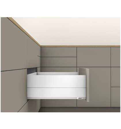 Merivobox - Silk White With Box Cap